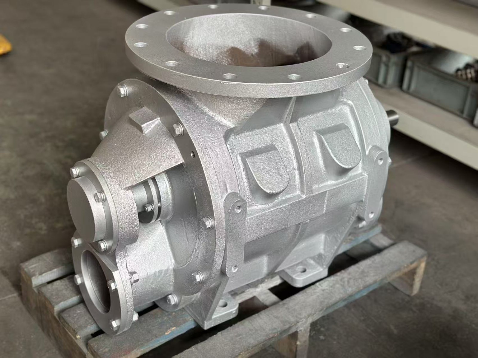 RBC Blow-thru rotary valve