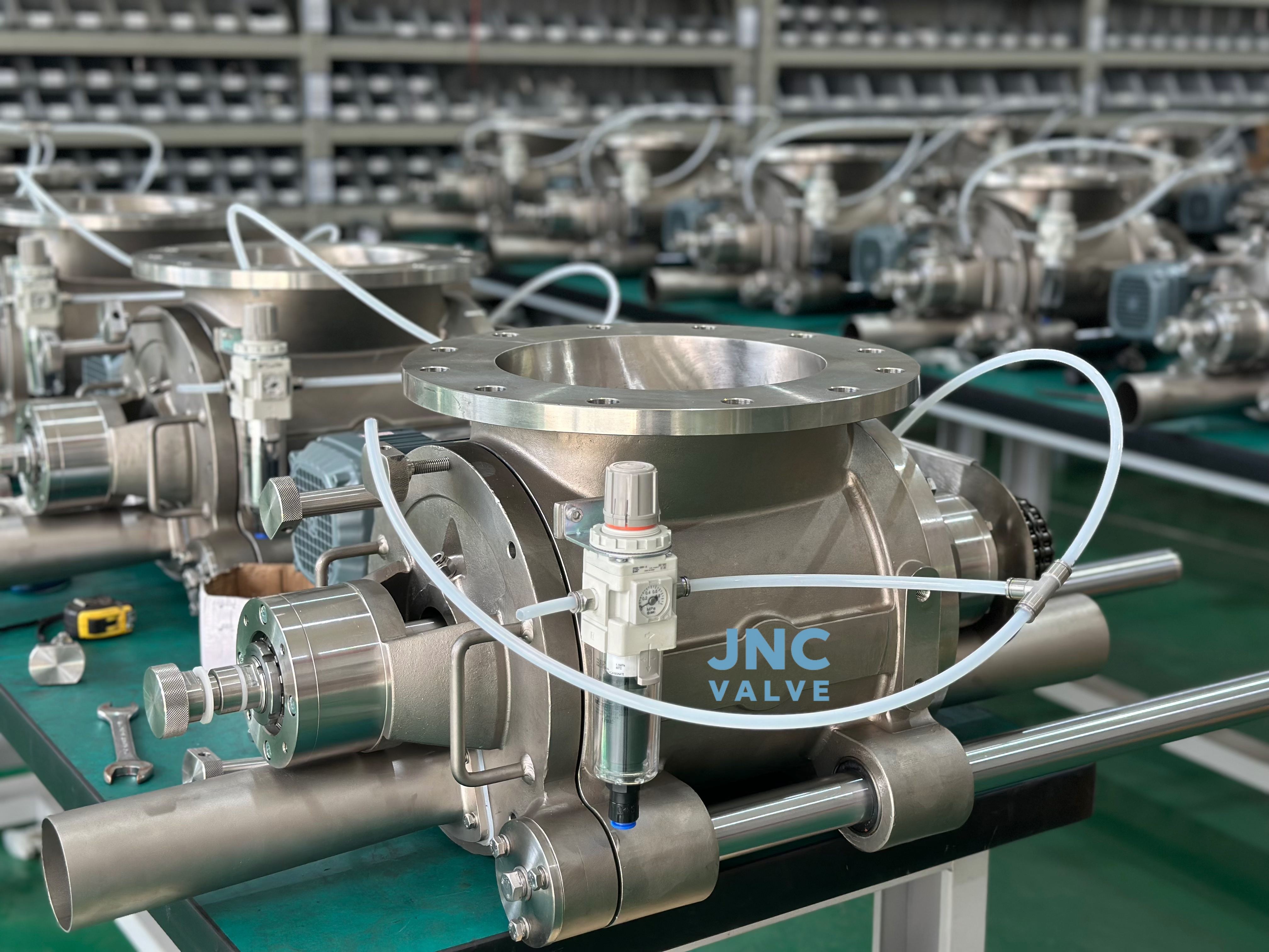 The material I want to discharge is very viscous. How can you ensure that your JNC rotary valve will not get stuck?